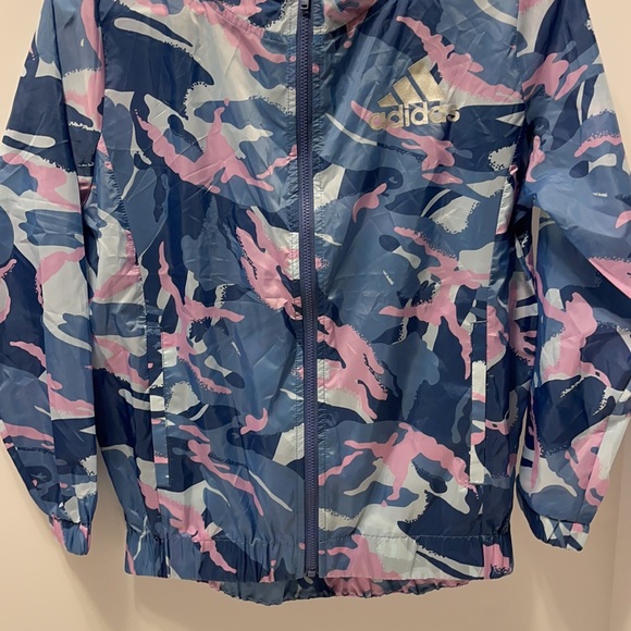 Adidas Girl’s Size Medium (10/12) Blue Camouflage Lightweight Zip Up Jacket - Picture 5 of 9